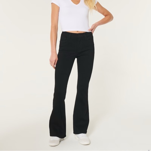 Hollister HIGH-RISE BLACK FLARE JEANS - Picture 1 of 10